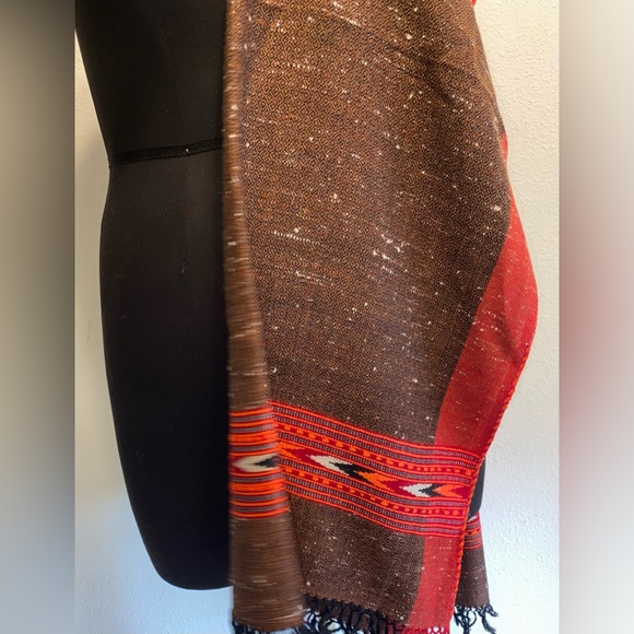 Hand Crafted Stole - Picture 16 of 16